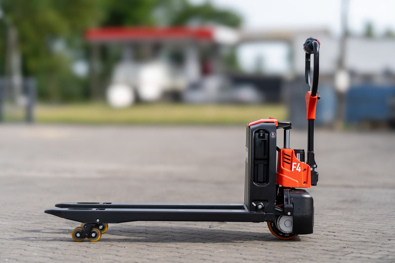 EP F4 + K3000 Generator for only €1!