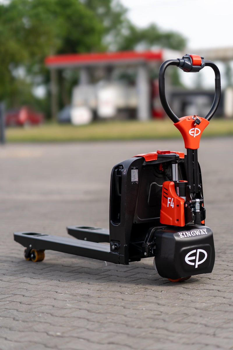 EP F4 + K3000 Generator for only €1!