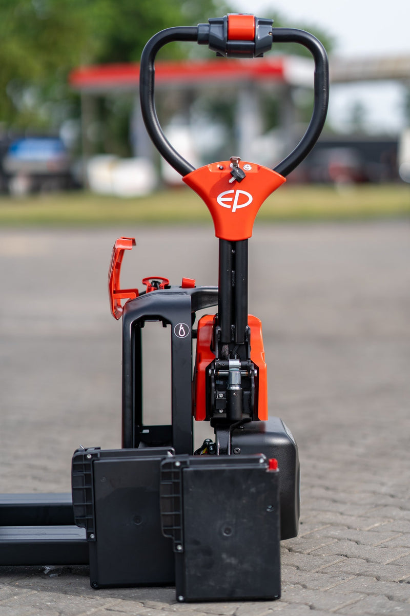 EP F4 + K3000 Generator for only €1!